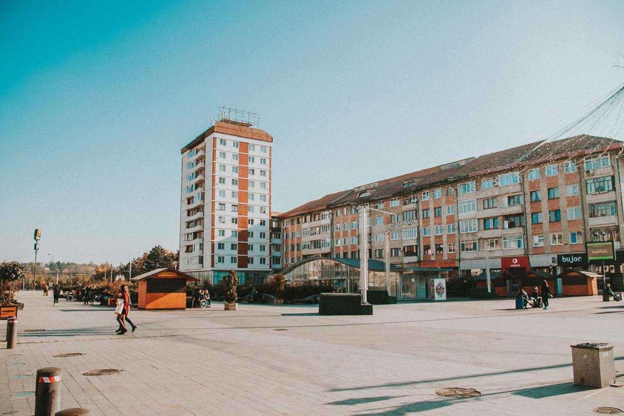 Appartement Splendid View à Suceava Extérieur photo